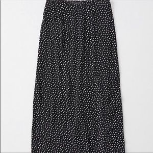 Abercrombie & Fitch side-slit midi skirt